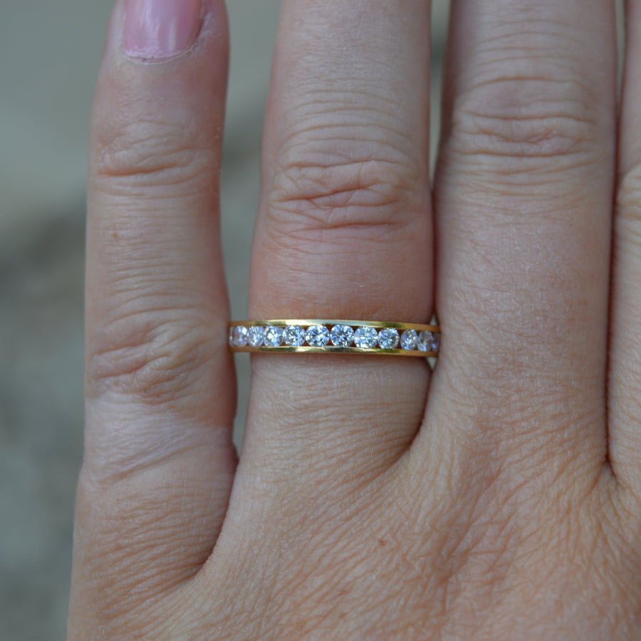 18ct Yellow Gold Eternity Wedding Ring